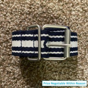 COPY - Like New Aeropostale Navy Blue and White Striped Cloth Belt